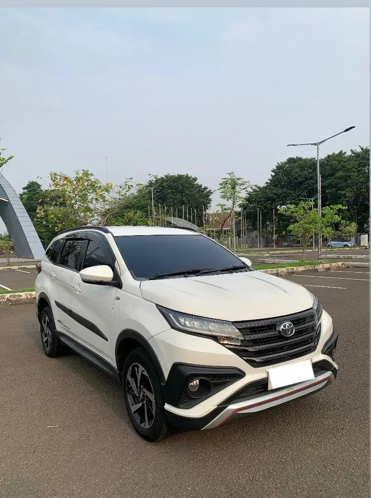 Toyota Rush 2018 Bensin