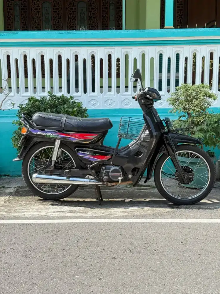Di jual Honda grand Astrea thn 96