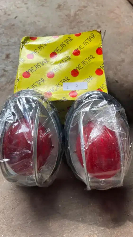 Lampu motor baru belum pernah dipakai