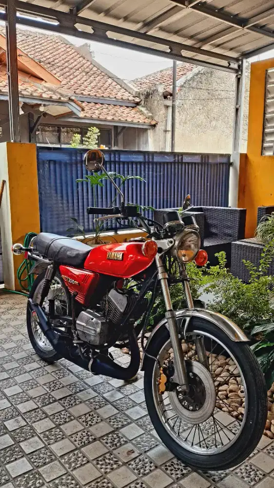 Yamaha rx 100 1977