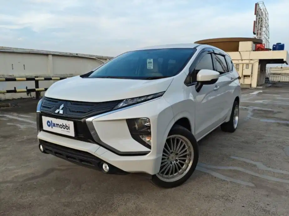Mitsubishi Xpander 1.5 GLS Bensin-AT 2020 Putih