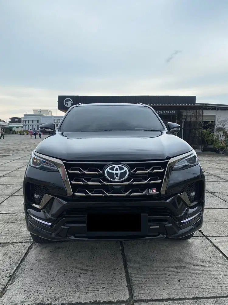 [TDP 20JT] Toyota Fortuner GR 2.8 4x2 At Disel