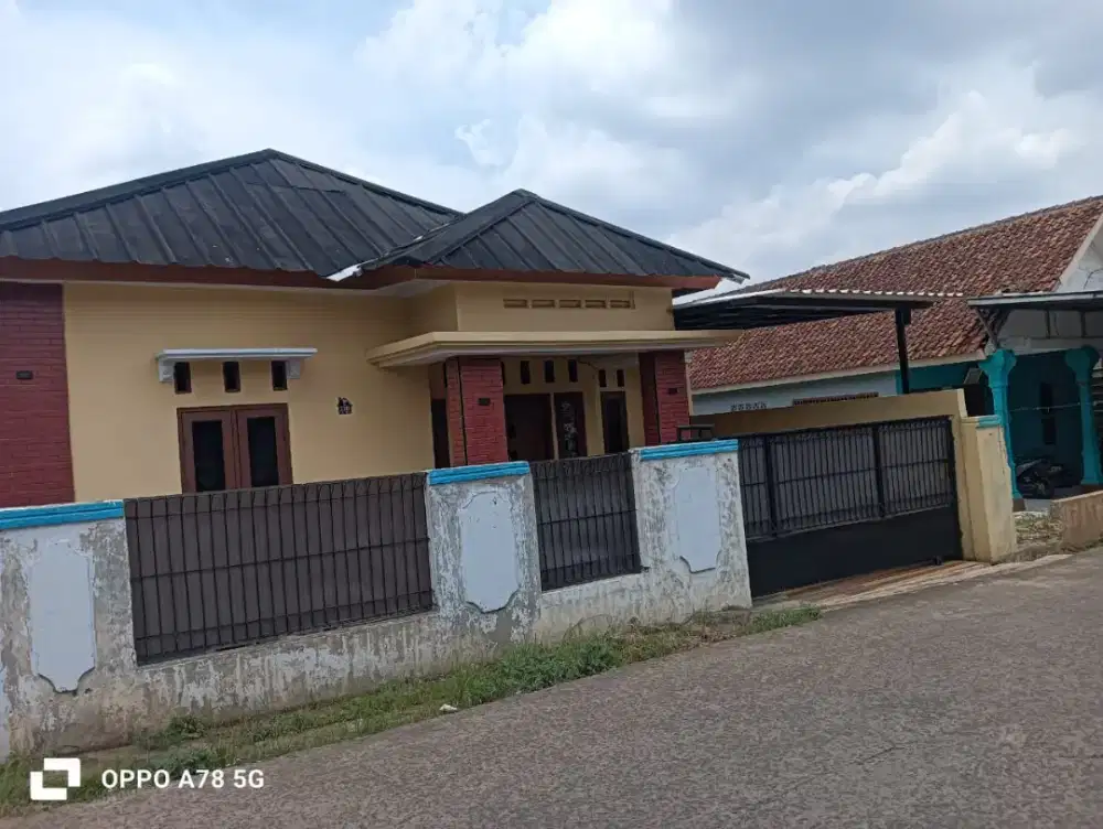 Dijual rumah second 500jt Pekapuran cimanggis Depok