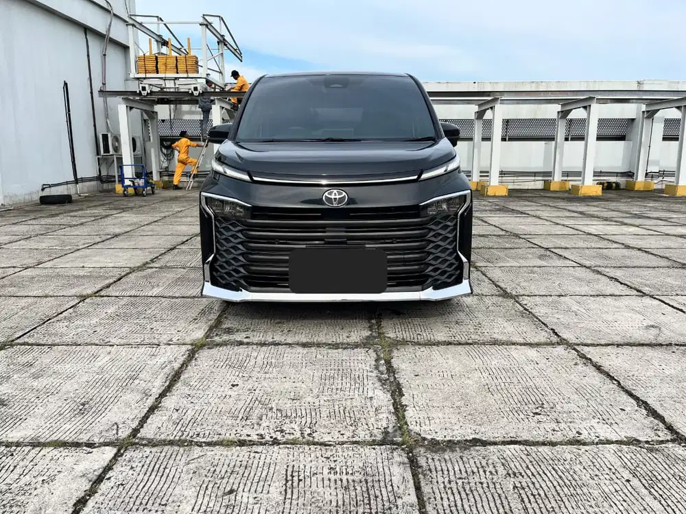 [TDP 15JT] Toyota Voxy 2.0 AT TSS
Th 2022