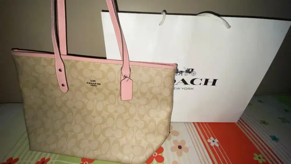 Tas COACH Original Made in Vietnam — Kondisi Mulus Like New ( judul )