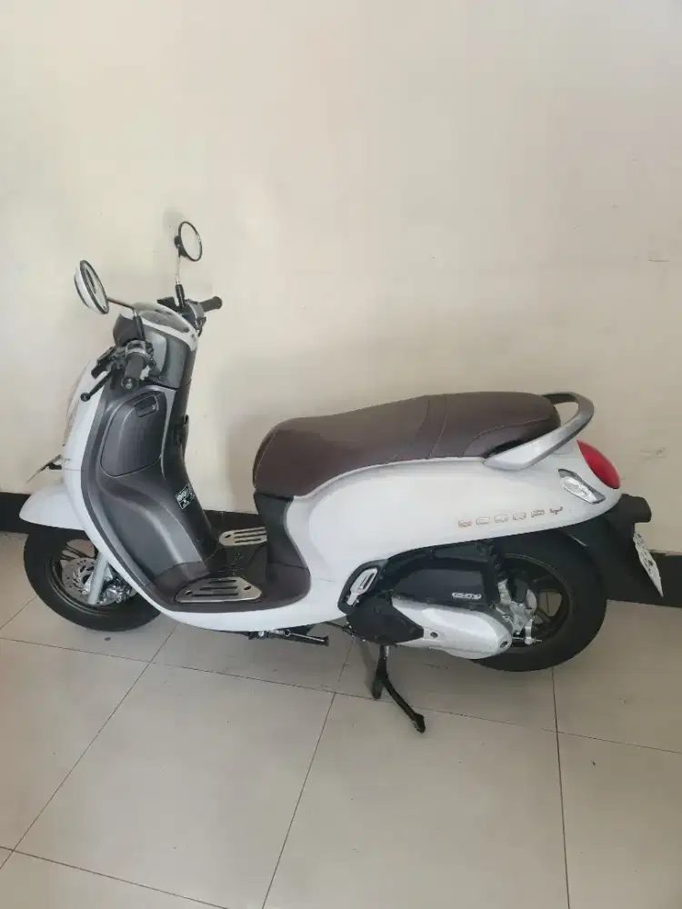 Scoopy keyless putih 2023 gbm remote 2 wajib