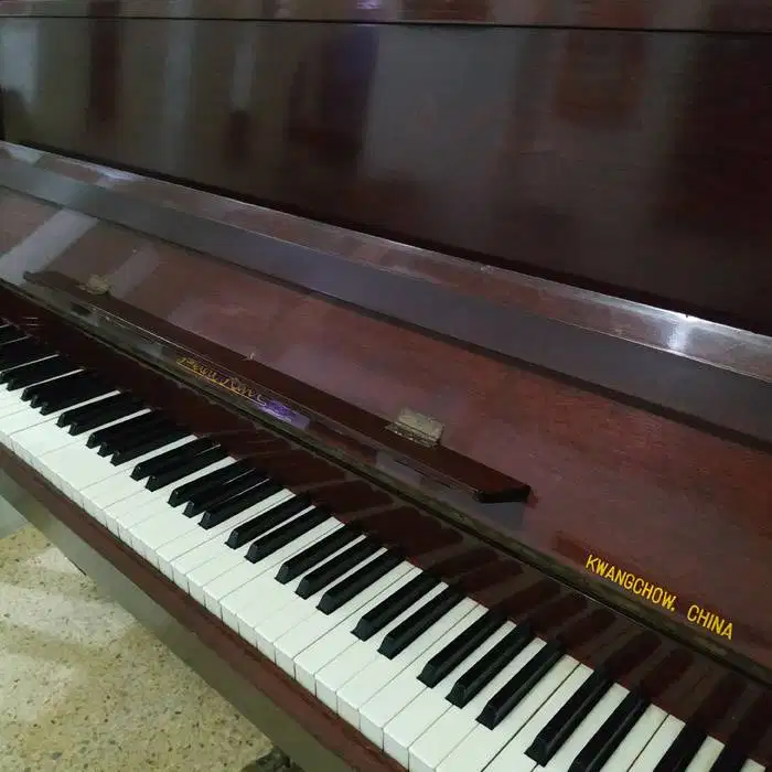 Classic Piano Pearl River