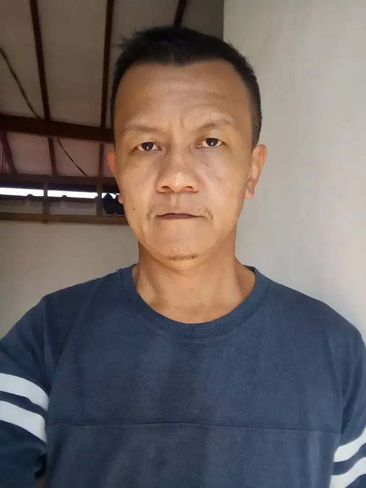 Cari pekerjaan freelance untuk penghasilan tambahan