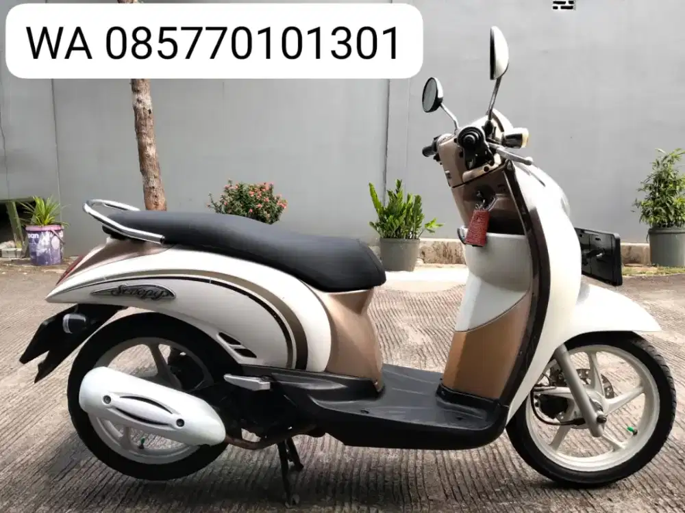 Dijual Motor Honda Scoopy Karbu Tahun 2010