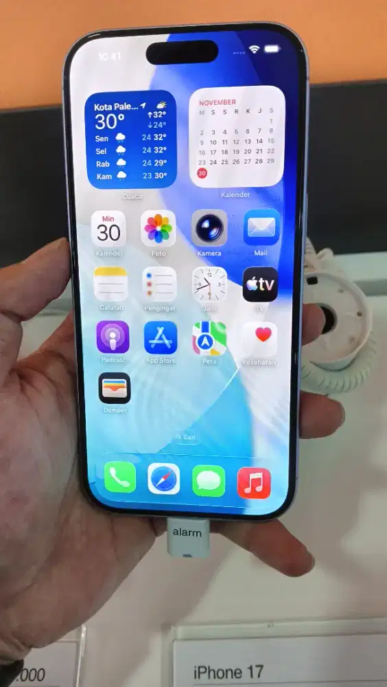 Promo cicilan iphone 17 basic