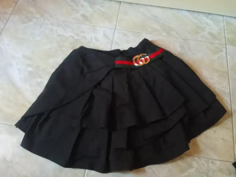 ROK CELANA SKORT