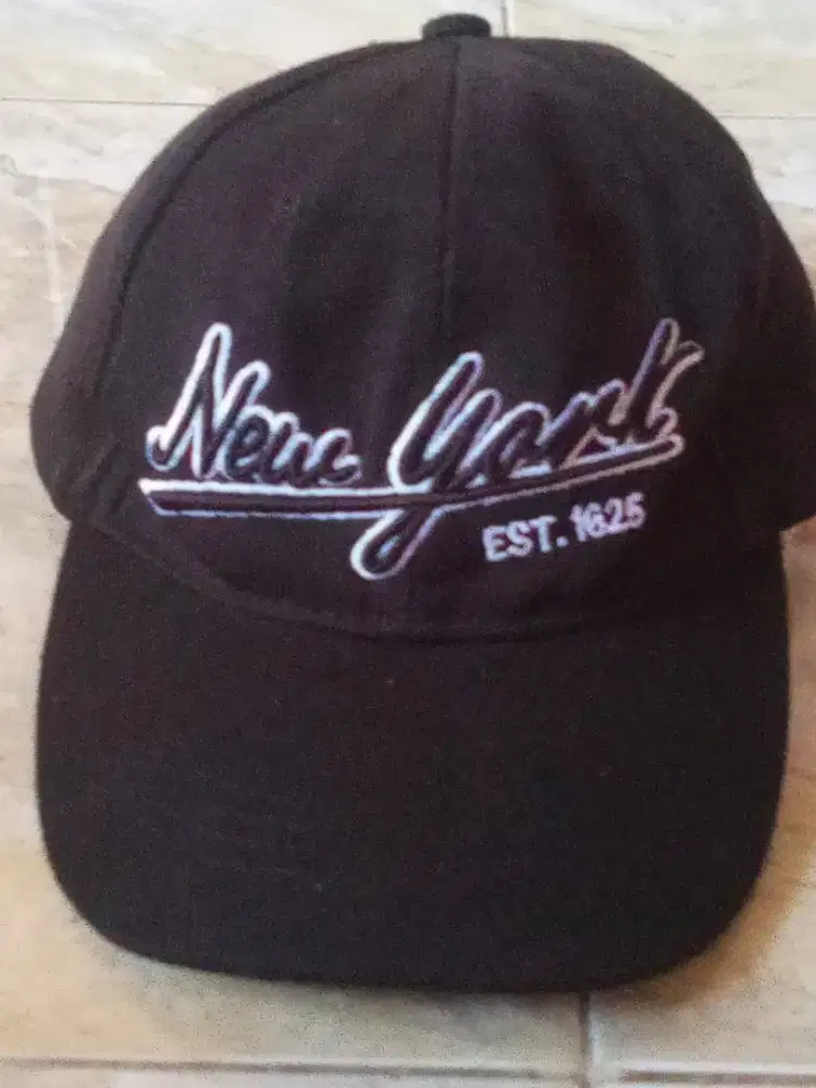 TOPI PRIA NEW YORK