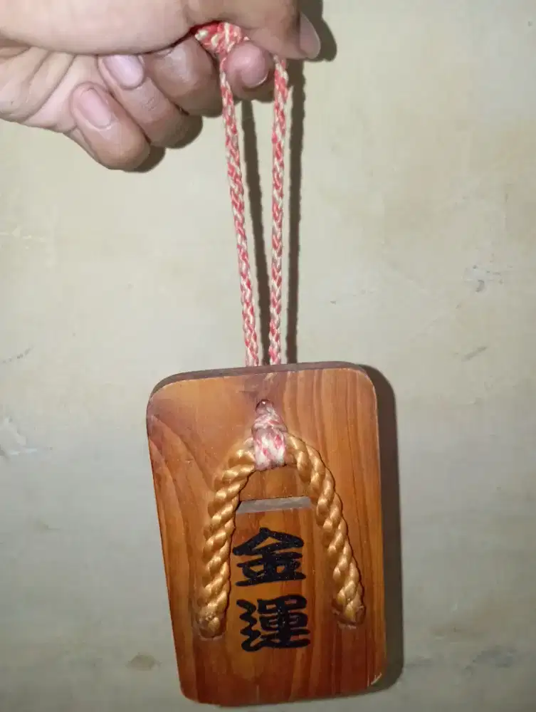 Celengan Kayu Gantungan – Anti Pecah, Anti Ribet!