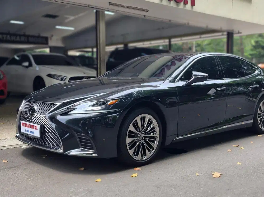 Lexus LS500 Black on Black 2018
