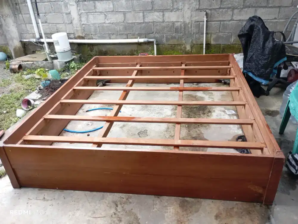 Ranjang kasur uk 180