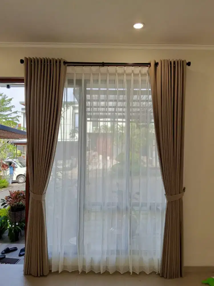 GORDEN BLACKOUT CLASSIC BAHAN PREMIUM