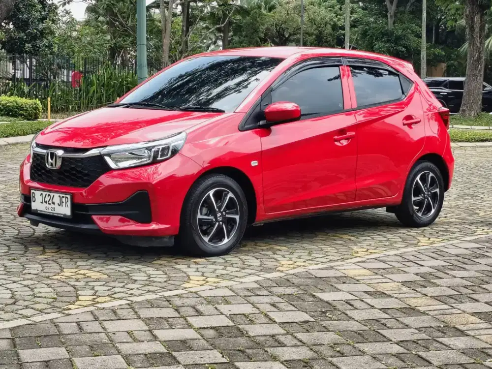 Honda Brio E Satya Automatic 2023 Bensin  Merah Metalik