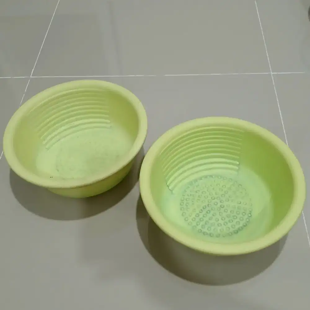 Baskom cuci impor 3,4L , bekas