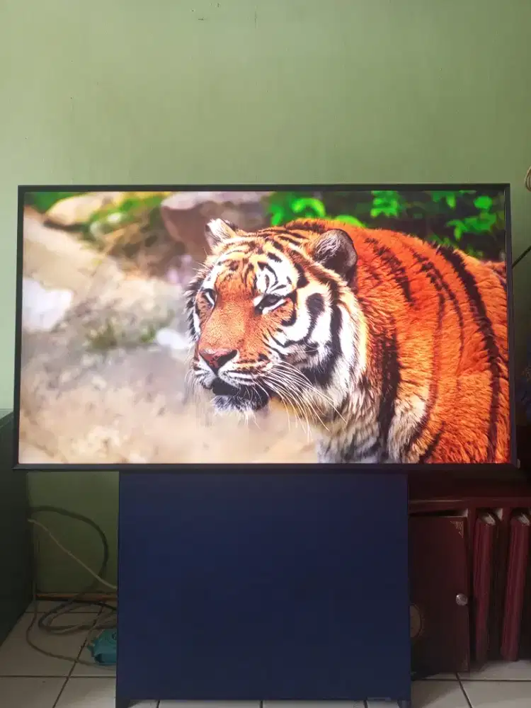 Tv Samsung the Sero 43 QLED