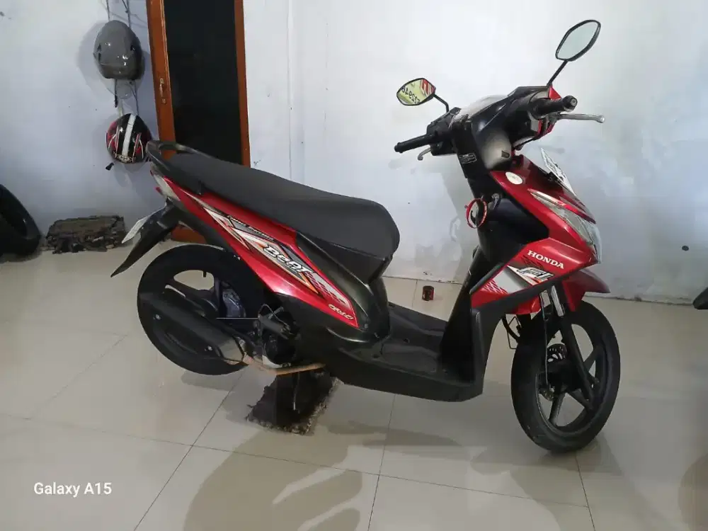 Dijual beat fi 2014
Surat surat lengkap 
Pajak baru Plt AE Ngawi