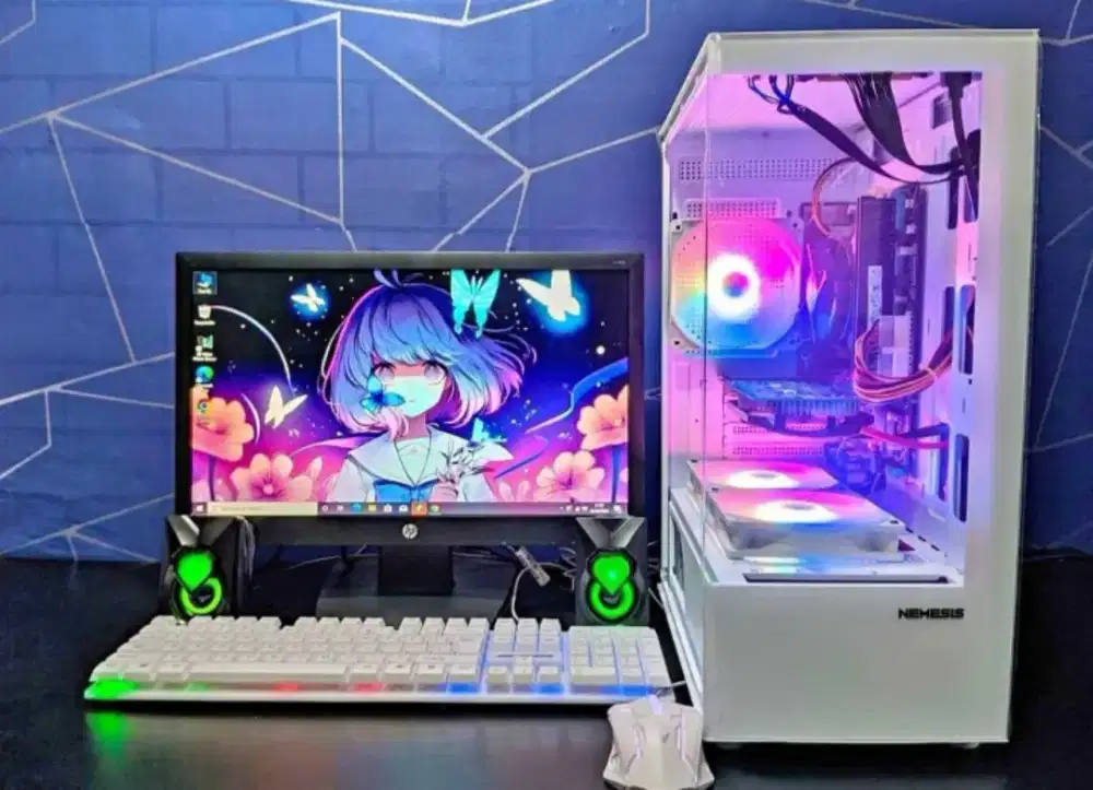 PC Gaming Core i3 Gen 7 Ram 8 Gb Ssd+ Hdd Vga 2 Gb Monitor 20 inch