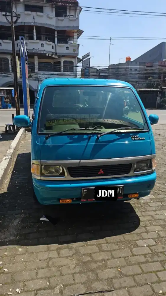 Mitsubishi SS Pickup 2004