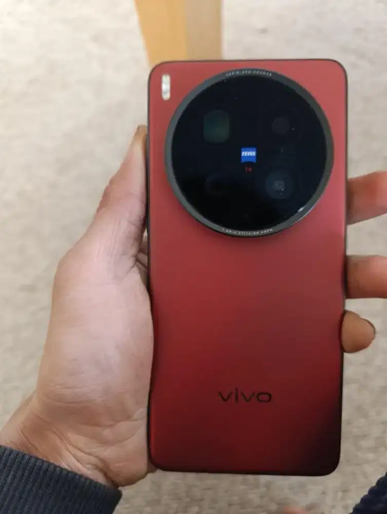 vivo x200 ultra maroon 16/512