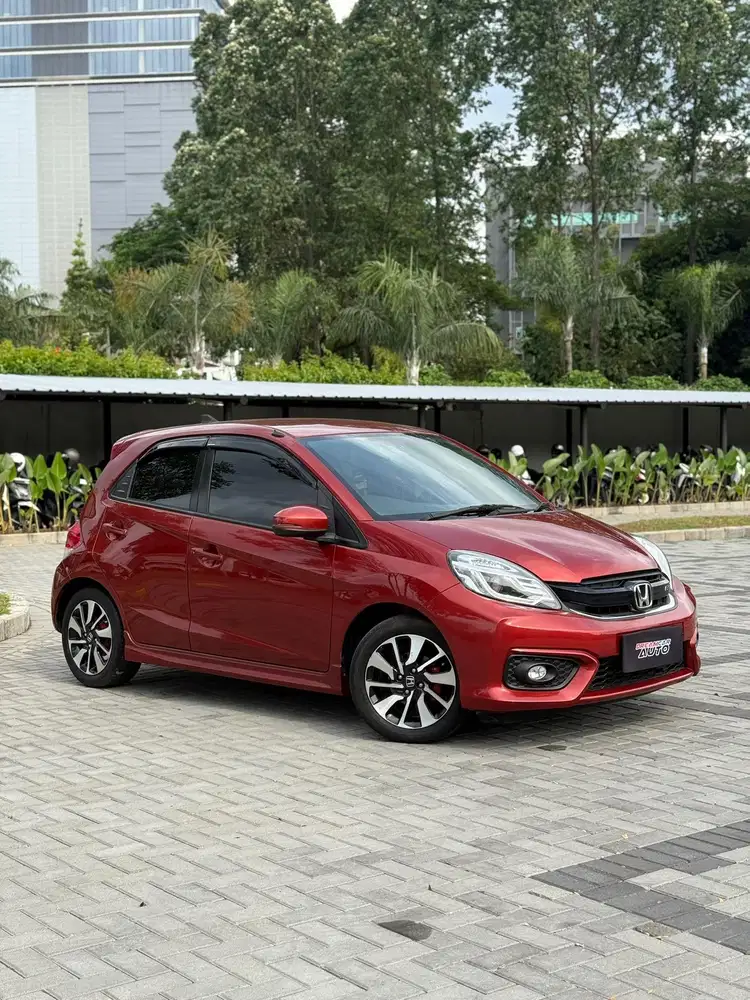 [km 42rb] Honda Brio RS CVT Nik 2018 Merah Mutiara Jazz MT