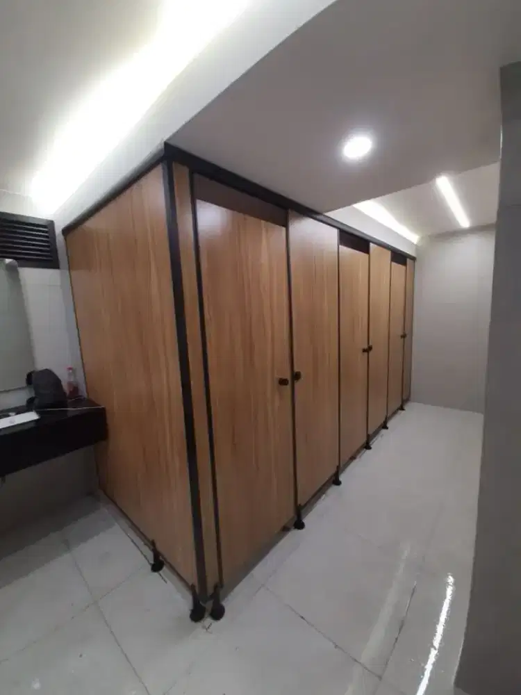 Cubicle / Kubikel Toilet