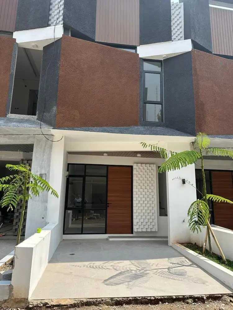 (Lokasi Strategis) Jakarta Selatan (Rumah Komplek)