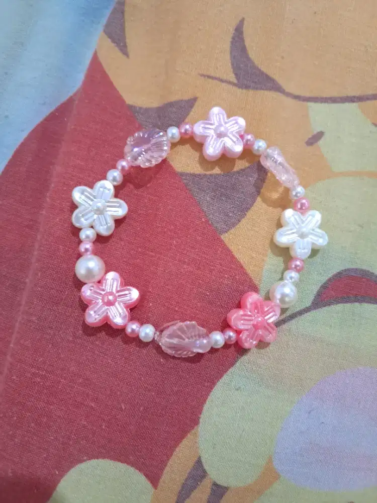 GELANG MANIK-MANIK – HSC 2025