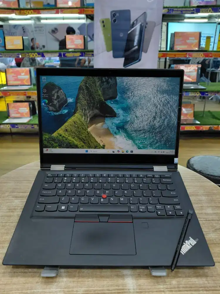 Lenovo X13 Yoga