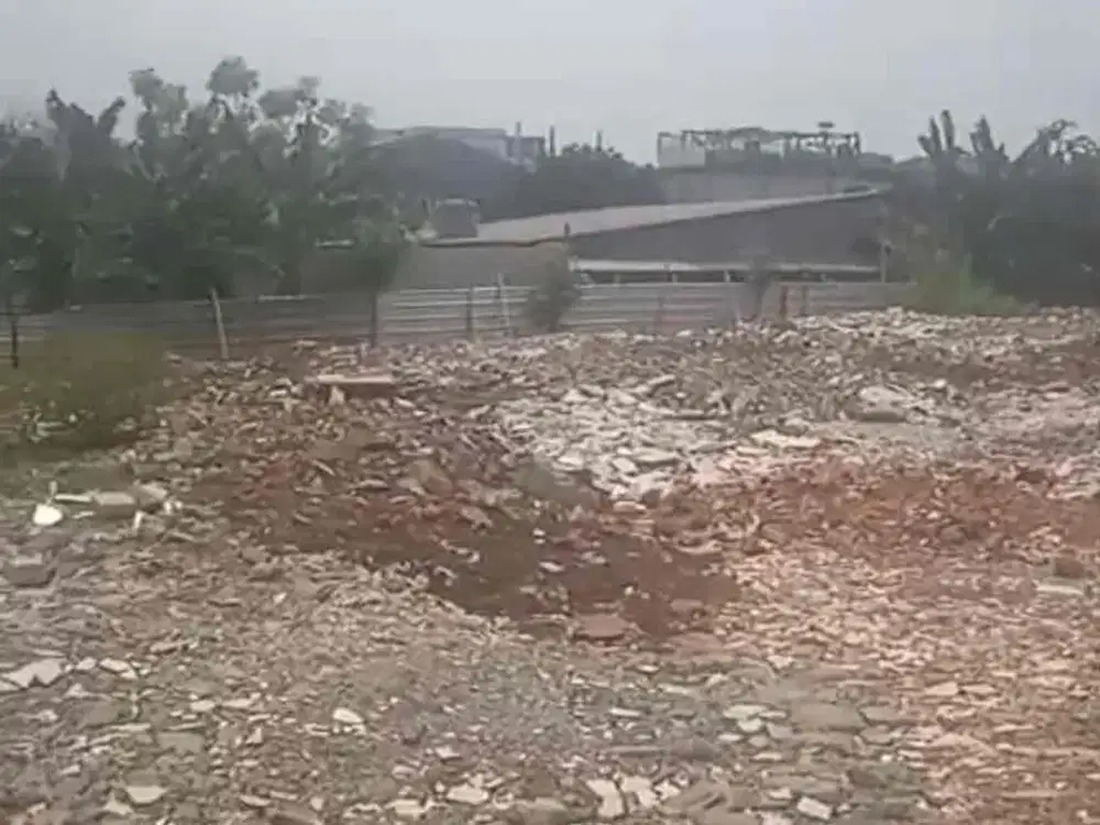 kavling di Jakarta Barat Luas tanah besar cocok untuk usaha, tempat tinggal atau kantor