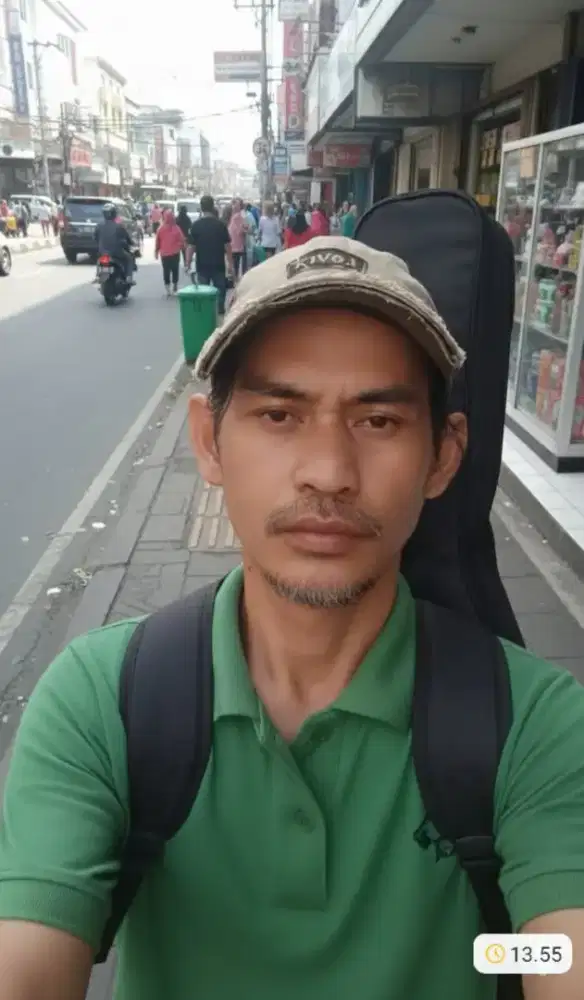 Saya sedang mencari pekerjaan sebagai driver pribadi,