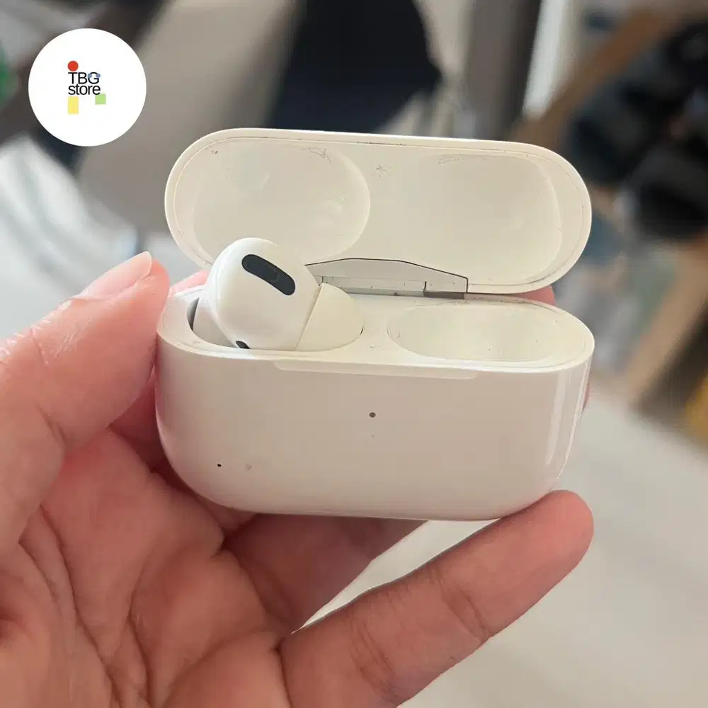 AIRPODS PRO (ORI) - left bud, case, box (inc. charger & ear tips)