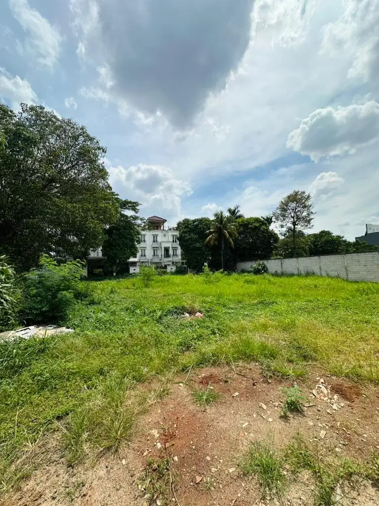 DIJUAL TANAH DI JL. DURIAN JAGAKARSA 1200m2 POSISI HOEK PINGGIR JALAN