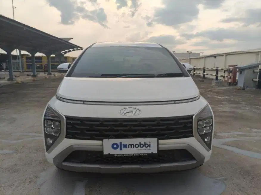Like New TDP 12JT Hyundai Stargazer 1.5 Prime Bensin-AT 2024 Putih