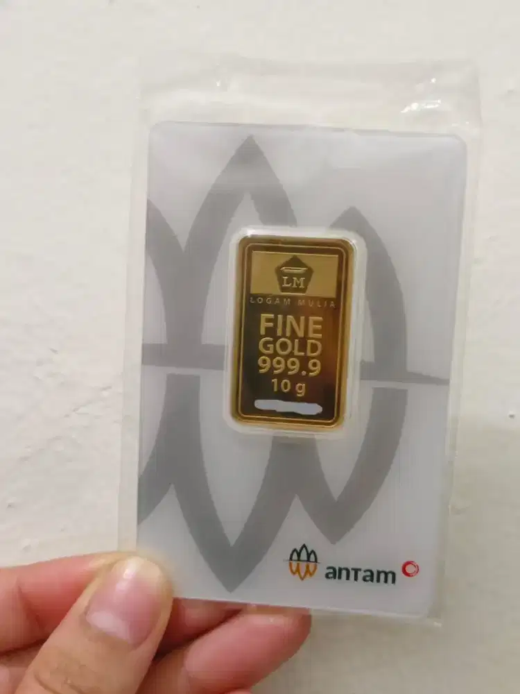 Emas antam 10 gram tahun 2025