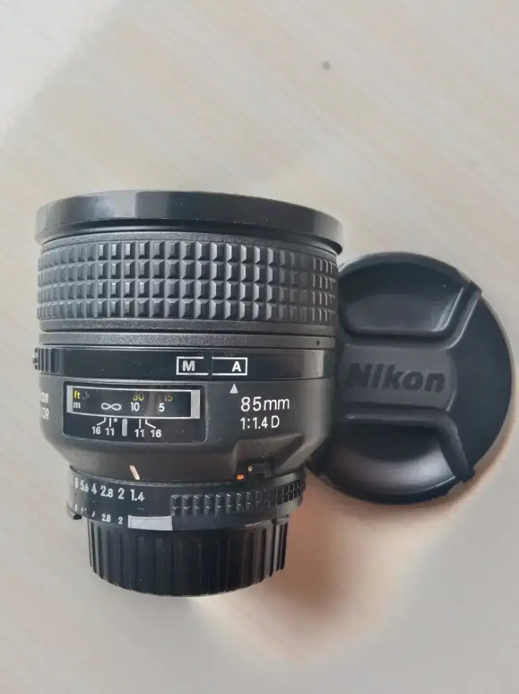 Lensa Nikon 85mm F1.4 AFD - Lensa fix bokeh