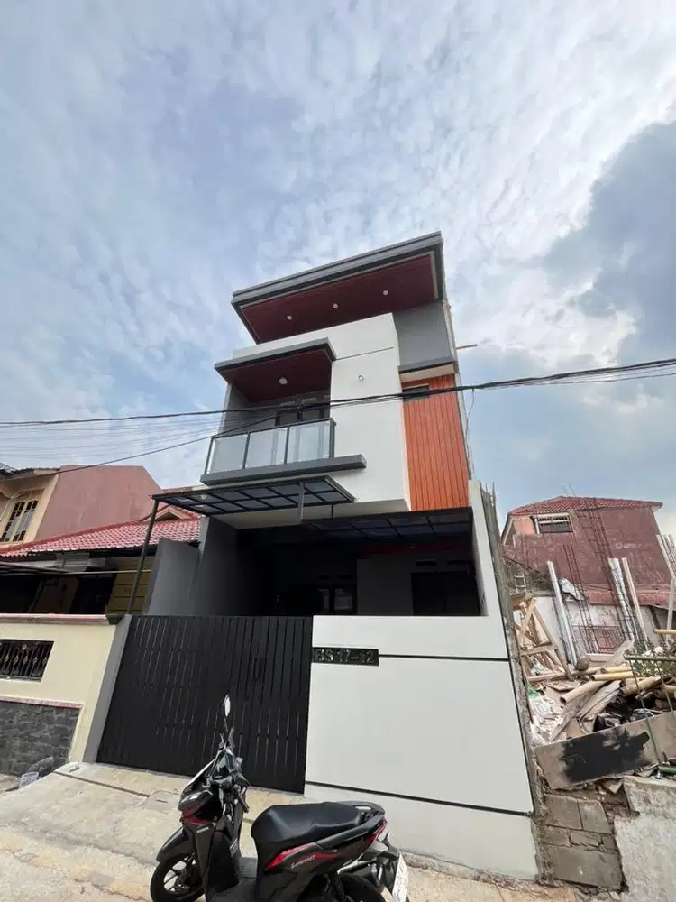 Dijual Rumah mezanine Baru Cibubur kamar 4