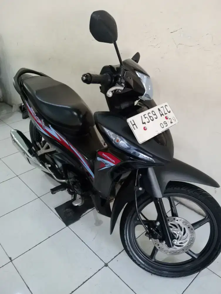 HONDA Absolute Revo cw fi 2024