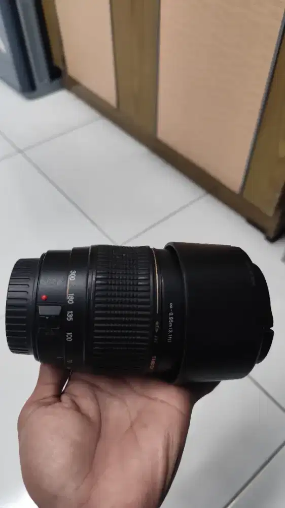 Lensa Tamron 70-300