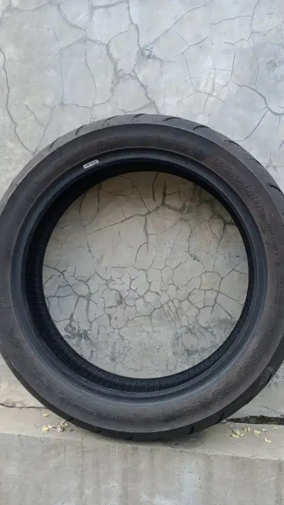 di jual ban depan ADV 160( bekas )