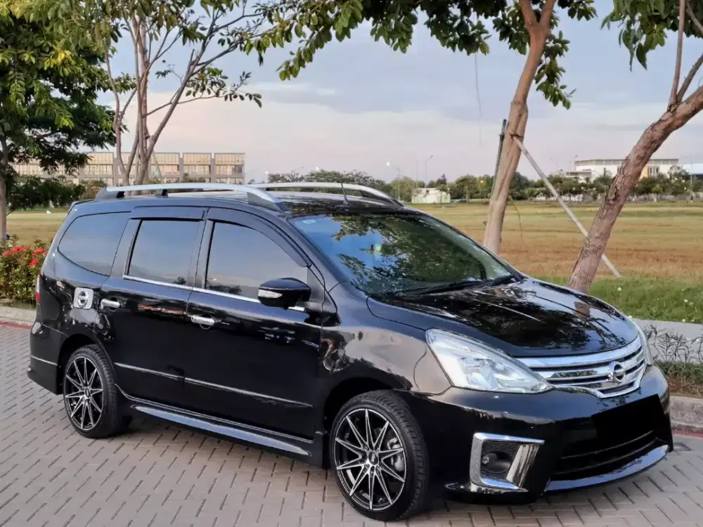 Nissan Grand livina 1.5 Highway Star 2014 2015