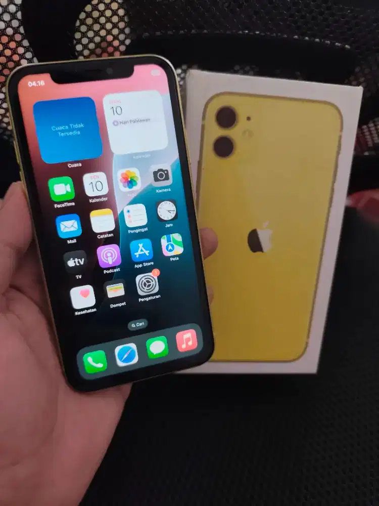 iPhone 11 Lengkap Mulus Nego