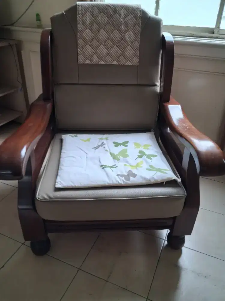 Jual cepat dan murah kursi besar kayu jati