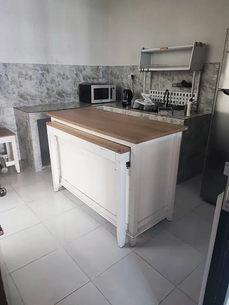 Disewakan rumah Cluster Casa Arjuna Pamulang