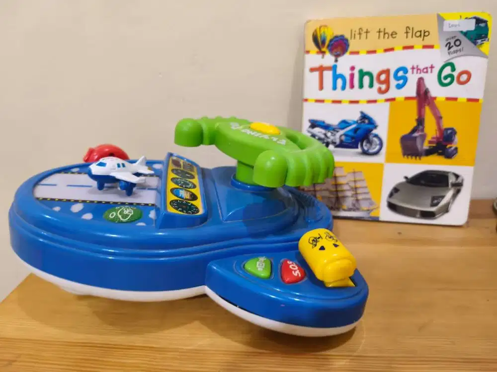 Flying fun toy dan lift the flap book bundle