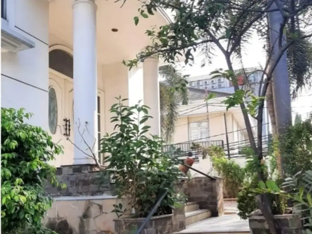 Dijual Rumah Hook Petojo Sabangan 2,5Lantai Siap Huni