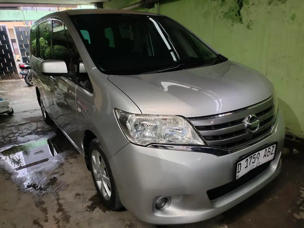 Nissan Serena 2013 Bensin